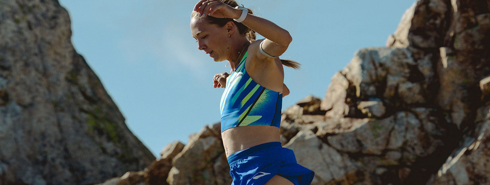 COROS APEX 4 Mountain Sports GPS Watch